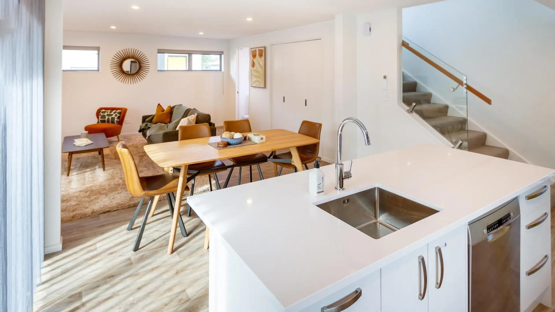 Spacious Stay Near Avon River With Carpark Κράισττσερτς Διαμέρισμα