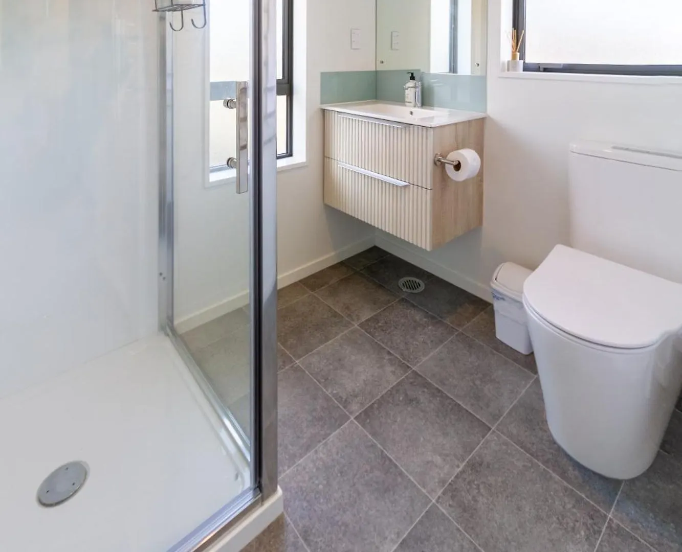 Διαμέρισμα Spacious Stay Near Avon River With Carpark Κράισττσερτς